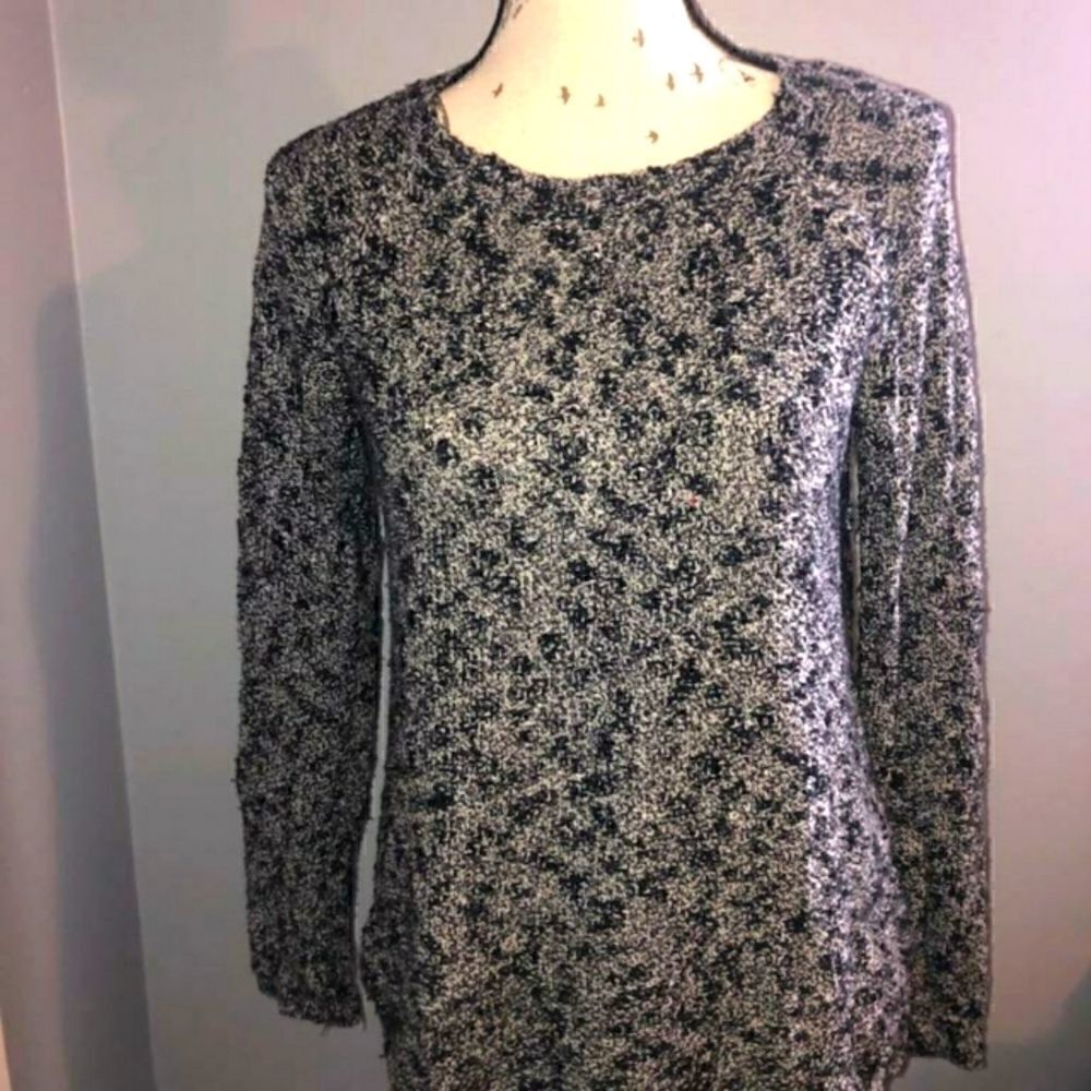 Black & Gray Sweater-EUC-Small